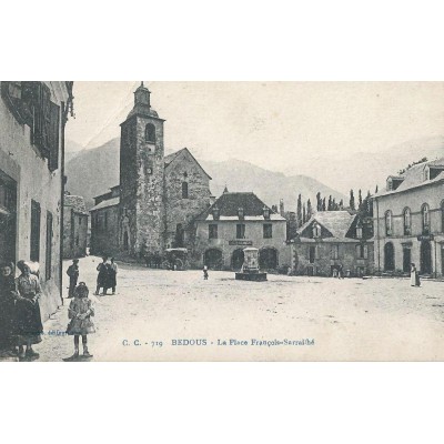 Bedous - La Place François-Sarrailhé 